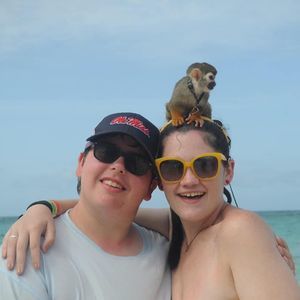 Meet your Posher, Clay